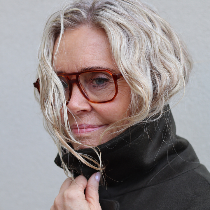 Paolo Amber Turtle Reading Glasses - PREMIUM
