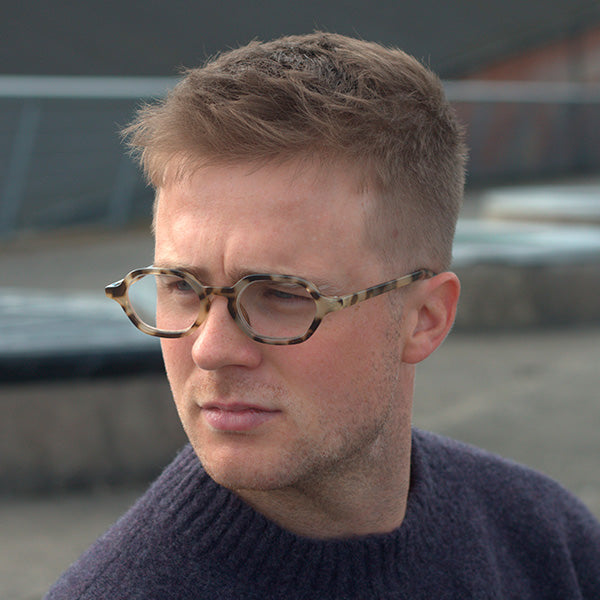 Millisimo Honey Turtle Blue Light - CLASSIC | MEN