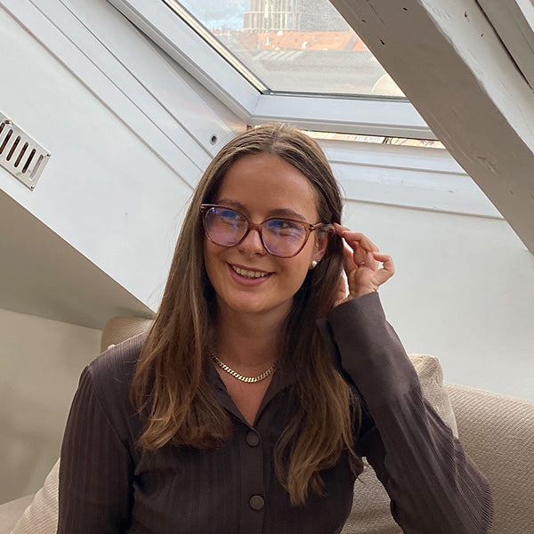 Acilia Walnut Blue Light - CLASSIC | WOMEN