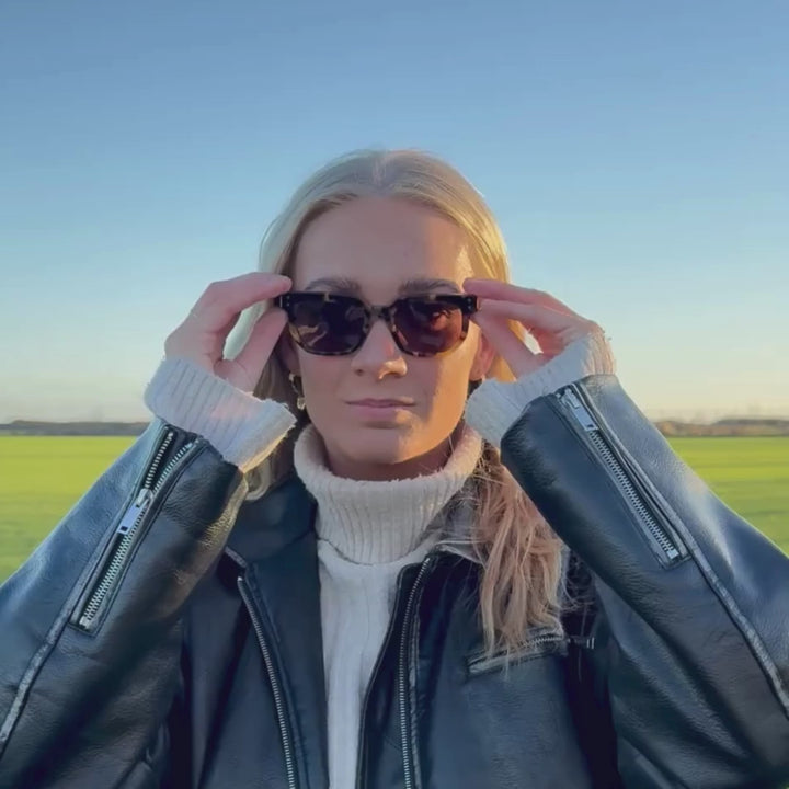 Merano Brown Turtle Solbrille - PREMIUM | WOMEN