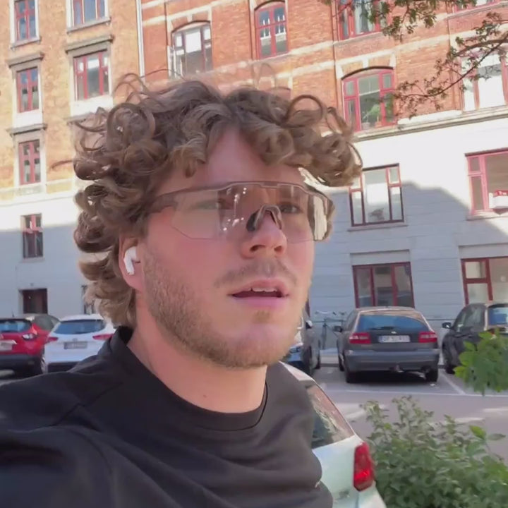 Valenzano Slim Sportbrille von Sarah Frost – COLLAB